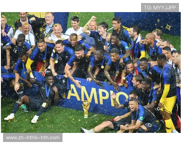 意甲各球队球场图片及场馆特色介绍